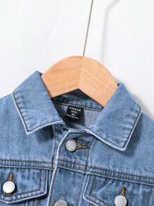 SHEIN 年轻男孩 2 件套时尚休闲蓝色镂空破洞磨损牛仔长袖夹克和弹性镂空破洞磨损设计紧身牛仔裤，适合日常穿着和男孩服装秋装