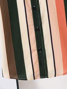 SHEIN Camisa casual de rayas con botones delanteros simple para vacaciones para niño preadolescente - Marrón - Ver 6