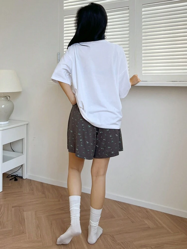 Conjunto de Pijama com Top Solta Sólida e Shorts Floral Miúdo