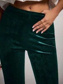 SHEIN BAE 女士纯黑色天鹅绒弹力腰部修身喇叭裤，百搭秋冬季、夜间派对、俱乐部派对 - 墨綠色 - 查看 3