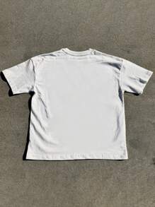Manfinity EMRG Manfinity Sporsity Herren minimalistisches T-Shirt mit Buchstaben- und Basketball-Grafik, weißes Oversized-T-Shirt, unisex Design - Weiss - Übersicht 2
