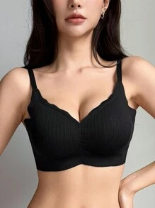 DAZY Minimalist Striped Textured Wavy Edge Thin Padded Bra