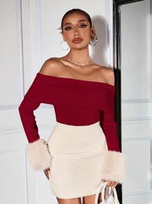 SHEIN SXY Herfstkleding voor dames; Lente-herfst effen kleur patchwork, harige manchetten, off-shoulder, getailleerde modieuze blouse, uitgaanstops voor dames, elegante outfit voor dagelijkse dates, clubbing, feesten en nieuwjaarsevenementen; Nieuwjaarsoutfit voor dames