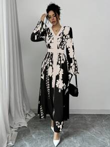 Elenzga Women's Spring/Autumn V-Neck Floral Print Long Sleeve A-Line Flared Hem Dress - Multicolor - View 1