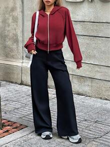 Chiquease 女士休闲宽松连帽双拉链口袋长袖短款卫衣（秋季款） - 酒紅色 - 查看 3