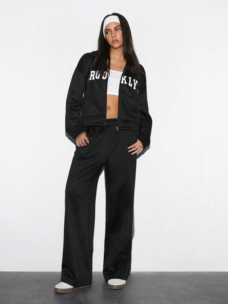 TRNVIE 2pcs Women's Casual All-Match Letter Print Kangaroo Pocket Hoodie & Elastic Waist Straight Leg Pants Set For Autumn/Winter