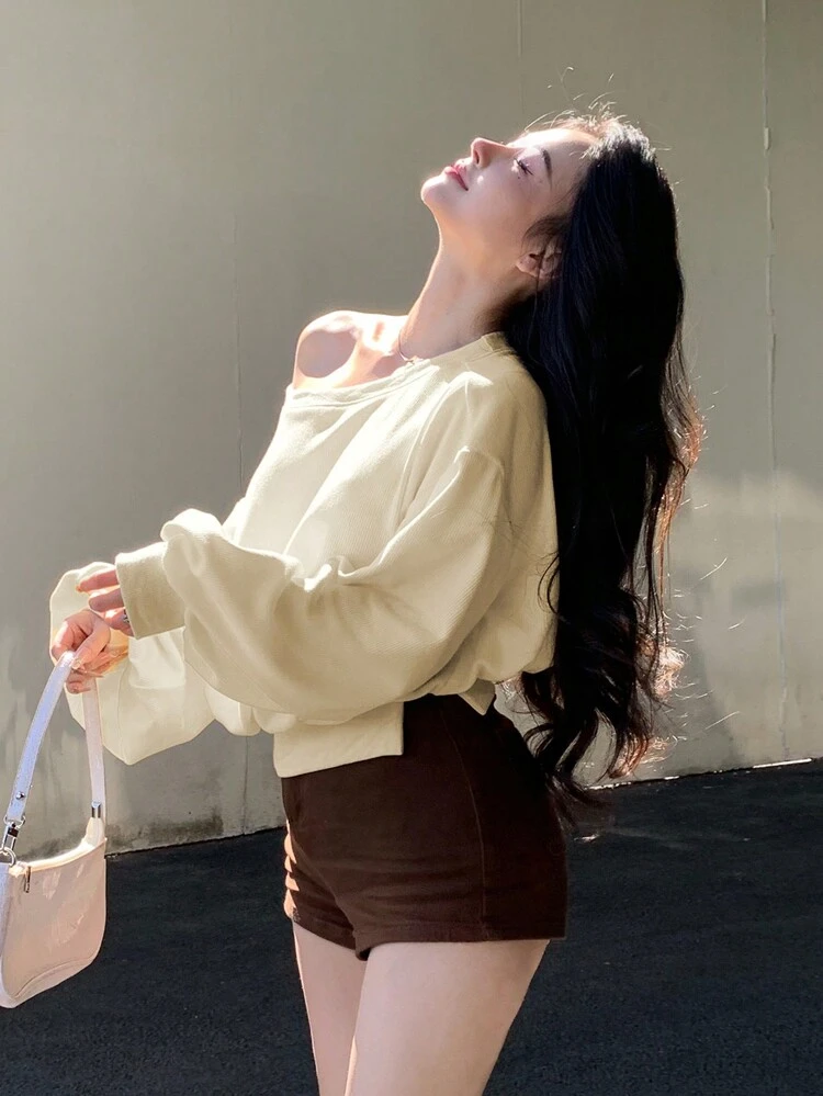 Women's Oversized Round Neck Cinched Waist Loose Long Sleeve White Cropped Sweatshirt,Fall Clothes