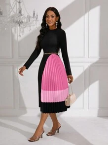 Lyxana Vestido de punto midi con pliegues y empalmes para mujeres