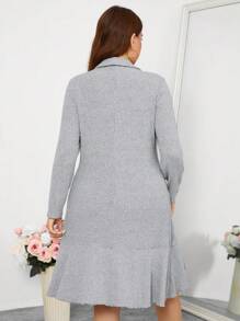 SHEIN Clasi 大码纯色长袖荷叶边下摆休闲短款连衣裙 - 彩色 - 查看 6