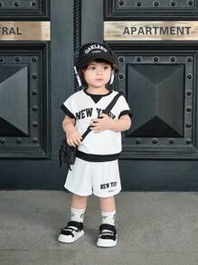 SHEIN Leap Crew Baby Boy Sporty Casual Stripe Print Short Sleeve T-Shirt & Shorts 2Pcs Set, Suitable For Spring & Summer - Black and White - View 1