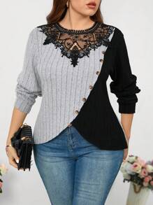 SHEIN Clasi Plus Size Autumn Fashionable Contrast Color Lace Collar T-Shirt