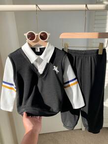 2 pièces Vêtements pour jeunes garçons et jeunes garçons. Décontracté, confortable, épais et chaud. Avec ruban et petit motif décoratif. Ensemble 2 en 1 de polo à capuche et pantalon, en noir et blanc. Convient pour aller à l'école, pour une utilisation quotidienne et décontractée, pour les fêtes d'anniversaire, les cérémonies d'ouverture. Adapté pour l'école, les voyages, les sports, l'automne et l'hiver. - bleu indigo - Voir 7