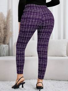 SHEIN Clasi Plus Size Front Button Heart Allover Print Casual Pants, Fashionable For Everyday Wear, For Daily Wear&Valentine's Day Date & Party Pants
