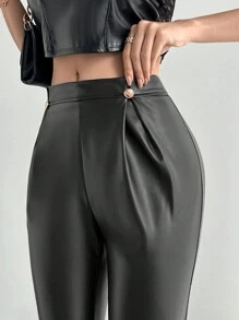 SHEIN Privé Pantalones de talle alto con detalles de botones en PU negro, pantalones de PU stretch, pantalones con acabado de botón metálico, pantalones de becerro negro, pantalones de PU, pantalones, uso para ir a trabajar/elegante/Día del maestro/ropa de trabajo - Negro - Ver 4