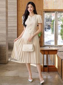 DAZY 夏季女式优雅面料拼布圆领泡泡袖褶皱中长连衣裙 - 杏色 - 查看 4