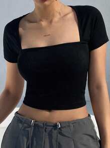 DAZY Women's Solid Square Neck Short Sleeve Cropped T-Shirt