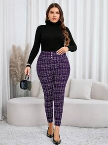 SHEIN Clasi Plus Size Front Button Heart Allover Print Casual Pants, Fashionable For Everyday Wear, For Daily Wear&Valentine's Day Date & Party Pants