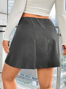 SHEIN EZwear Jupe plissée minimaliste de coupe A, couleur unie grande taille, pour un port casual au quotidien