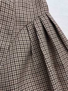 SHEIN PETITE Sukienka Petite Women Elegancka, Kontrastowa Kolorystyka Minimalistyczna, Ściągana Talia, Dopasowana