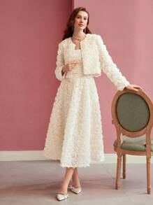 MOTF PREMIUM FLORAL APPLIQUED FLARED SKIRT,VALENTINE'S DAY,SPRING/SUMMER