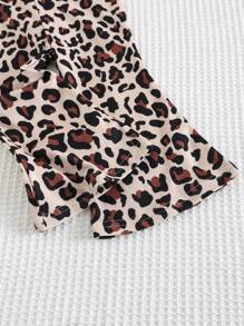 Cozy Pixies 女婴豹纹心形印花圆领长袖套头运动衫和松紧腰荷叶边下摆喇叭腿休闲休闲裤 2 件套 - 彩色 - 查看 6