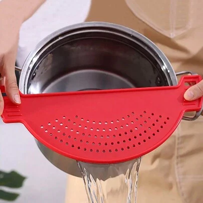 1PC Clip On Strainer,Plastic Drainer Strainers Pot Funnel Crescent-Shaped Food Filter Board Sieve Draining,Heat Fit For Pasta Vegetable Fruit Kitchen Gadgets Kitchen Sink Strainer, Fit All Pots And Bowls,Kitchen, Back To School, Christmas
