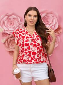 SHEIN LUNE Blusa casual romántica de manga corta con cuello en V y estampado de corazón para mujeres de talla grande en el Día de San Valentín, blusa de cumpleaños para mujer para el verano