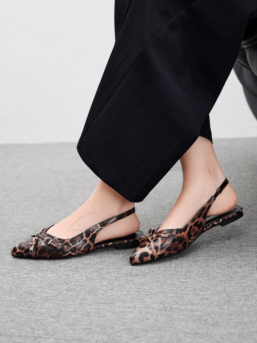 CUCCOO BIZCHIC Fashionable Leopard Print Pointed Toe Flat Shoes For Women - Multicolor - View 1