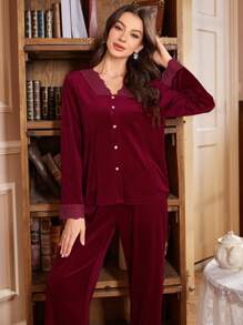 Retro V-Neck Lace Patchwork Pearl Button Decorated Velvet Long Sleeve Top And Pants Set - Red - View 3