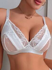 Maternity Contrast Lace White Sexy Nursing Bra Wireless, 1pc Sexy Lingerie