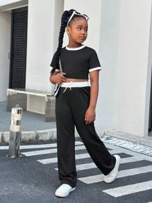 Tween Girl Knit Contrast Trim Round Neck Short Sleeve Sports Set - Black and White - View 2