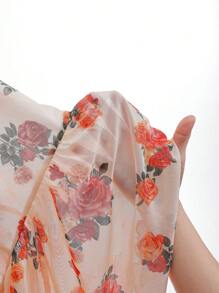 Soleia 花卉印花 V 领前蝴蝶结喇叭袖不对称波浪下摆上衣，适合节日、圣诞女装、派对女装上衣、新年上衣、派对女装、情人节约会、长袖上衣 - 彩色 - 查看 9