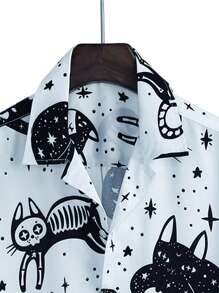 Manfinity Hypemode Camisa con estampado de dibujos animados y galaxia - Blanco - Ver 5