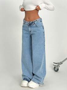 EURMUSE HIGH RISE STRAIGHT LIGHT BLUE JEAN WITH BUTTON - Light Wash - View 5