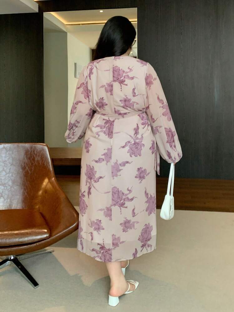 Dazy Plus Plus Size All-Over Floral V-Neck Fitted Mid-Length Dress, Purple, Spring/Fall Long Sleeve Dress