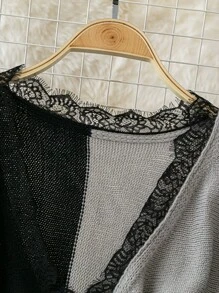 SHEIN Clasi Damen Große Größen V-Ausschnitt Spitzen Schlitz Langarm Locker Strickkleid, Lässig & Stylisch, Herbst/Winter - Schwarz - Übersicht 6