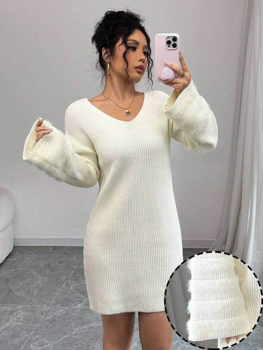 Chiquease 秋冬季宽松 V 领白色蓬松套头毛衣连衣裙 - 白色 - 查看 1