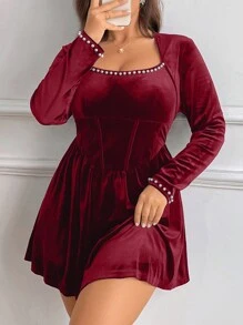 SHEIN Clasi Plus Size Women's Elegant Romantic Velvet Faux Pearl Decor Fishtail Dress - Red - View 4