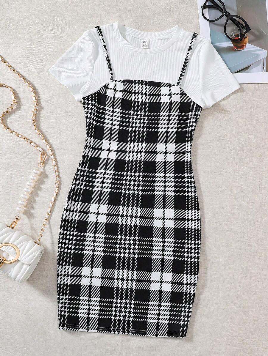 SHEIN Vestido de 2 en 1 con tirantes para adolescentes, de punto acanalado con parches florales - Blanco y Negro - Ver 1