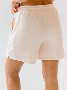 Aralina 柔和的腮红粉色休闲抽绳平纹针织舞蹈短裤 - 卡其色 - 查看 4