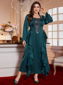 Al Najma 全新时尚方领长袖刺绣亮片侧系腰修身连衣裙 - 墨綠色 - 查看 3