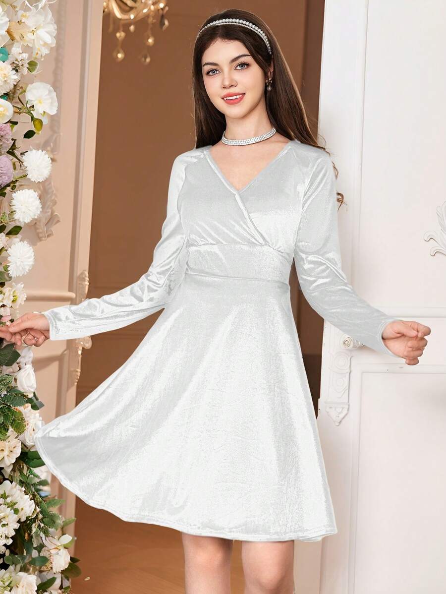 SHEIN 少女 (女孩) 圣诞深绿色天鹅绒连衣裙 - 白色 - 查看 1