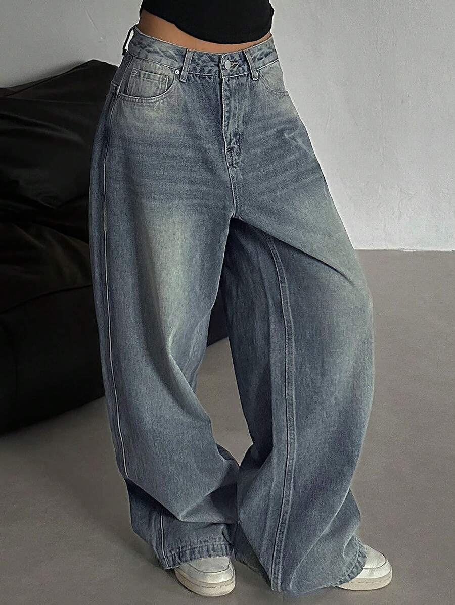 DAZY Women Front Button Pocket Simple Casual Straight Leg Jeans,Baggy Jeans - Medium Wash - View 1