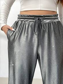 SHEIN Privé Pantalones deportivos de felpa con adornos de strass para uso casual diario de mujer, atuendo adecuado para el Día de San Valentín, citas casuales, conciertos, fiestas, estilo universitario retro de INS, primavera y otoño de 2025, Año Nuevo, fiesta, estilo elegante de hada de oficina, pantalones de fiesta de Año Nuevo con lentejuelas