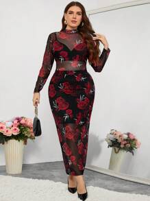 SHEIN Clasi 2 stuks elegante rozenprint plus size set: 1 net mesh top & 1 onderkant Valentijnsoutfit