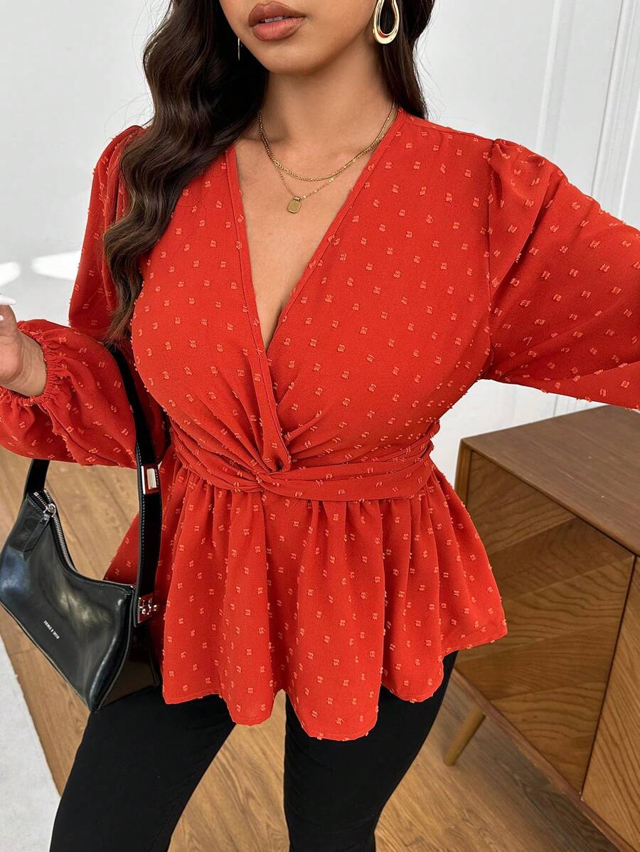 SHEIN Frenchy قميص بلوزة نسائية مقاس كبير تصميم بسيط بخامة النسيج المنقوش، كشكشة خصر مع زر أمامي في المنتصف - برتقالي مرجاني اللون - مشاهدة 1