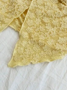 Soleia 性感休闲白色花朵提花针织扭纹前襟女式衬衫 - 黃色 - 查看 3