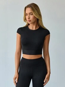 Hanevo Women Athletic Ringer Crop Top Yoga T-Shirt, Fitted Short Sleeve Sportwear For Daily Wear - Black - View 3