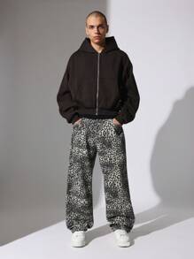 SUMWON Skater Fit Leopard Printed Pant