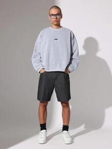 SUMWON Vintage Nadelstreifen Denim Shorts mit rohem Saum, klassischer gerader Schnitt, mittlere Taille, Sommer-Frühlings-Destroyed-Look, reguläre Länge, stilvoller urbaner Straßen-Jeans-Shorts - Schwarz - Übersicht 3